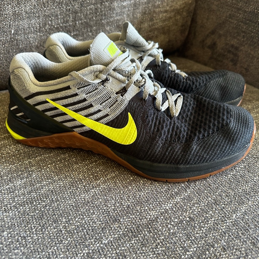 EUC Nike Metcon 3 DSX flyknit black men's 11.5